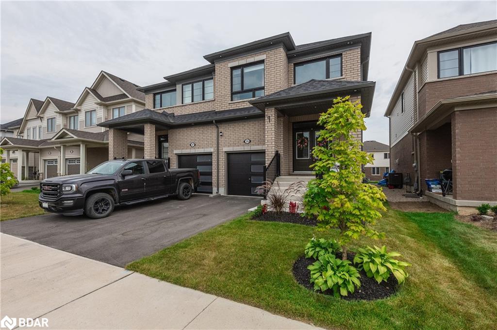 35 Povey Road, Fergus, ON - Outdoor With Facade