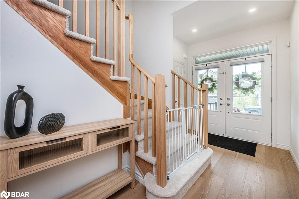 35 Povey Road, Fergus, ON - Indoor Photo Showing Other Room