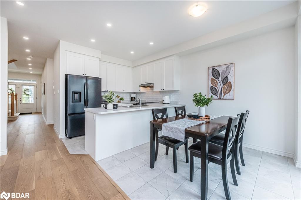 35 Povey Road, Fergus, ON - Indoor