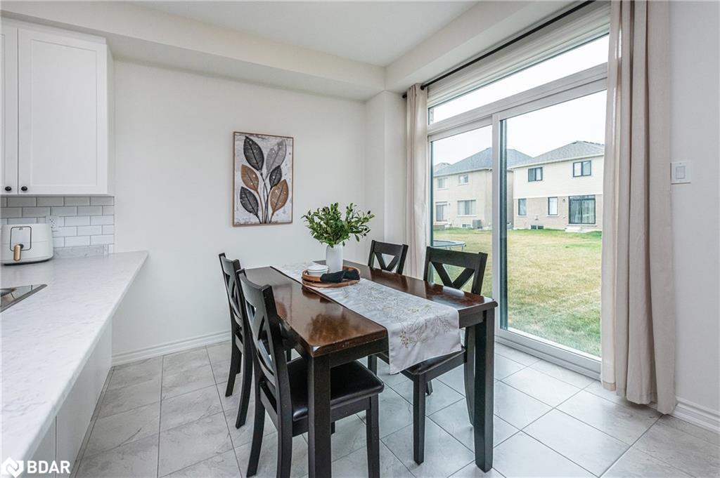 35 Povey Road, Fergus, ON - Indoor Photo Showing Dining Room