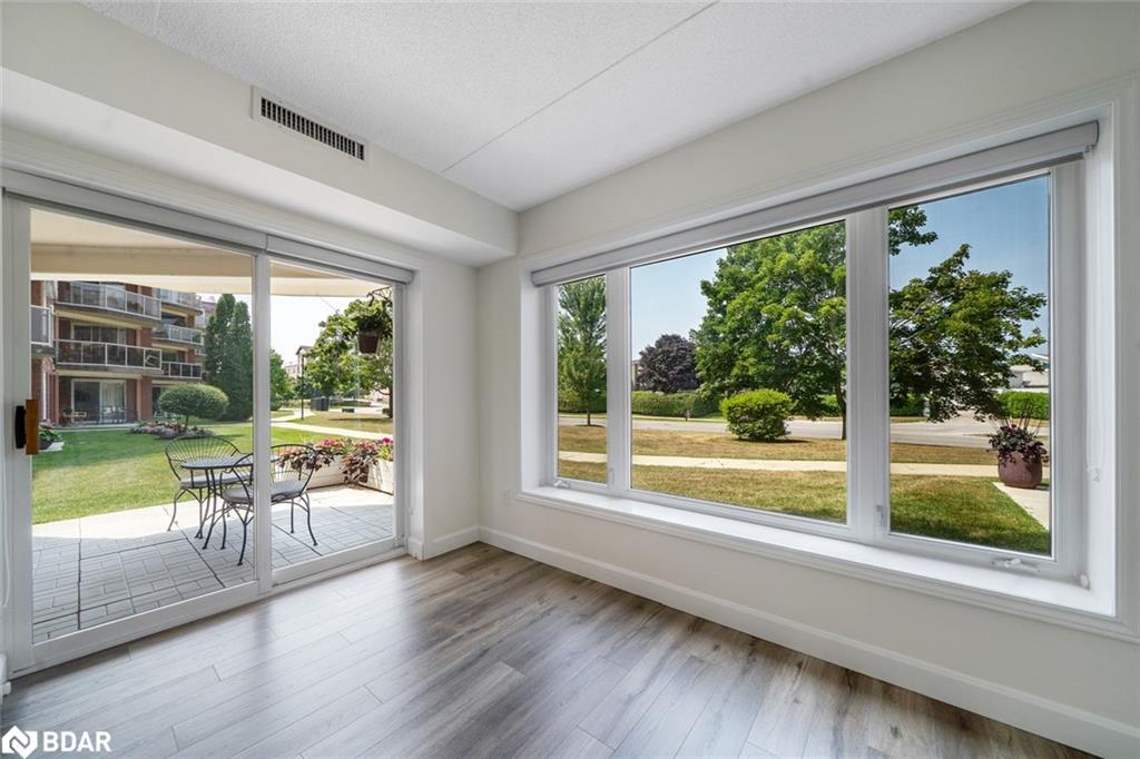 103-11 Beck Boulevard, Penetanguishene, ON - Indoor