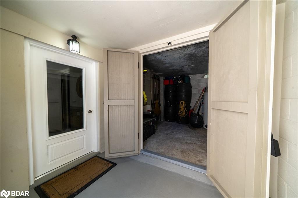 11 Duquette Court, Tiny, ON - Indoor Photo Showing Other Room