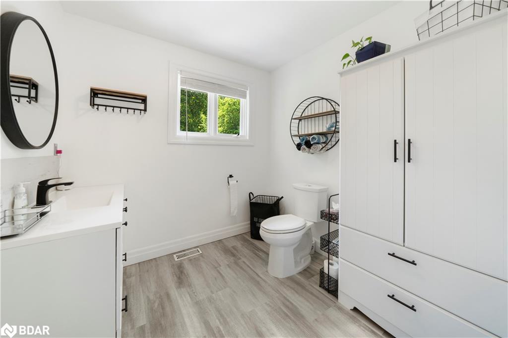 3 Earldom Boulevard, Port Mcnicoll, ON - Indoor Photo Showing Bathroom