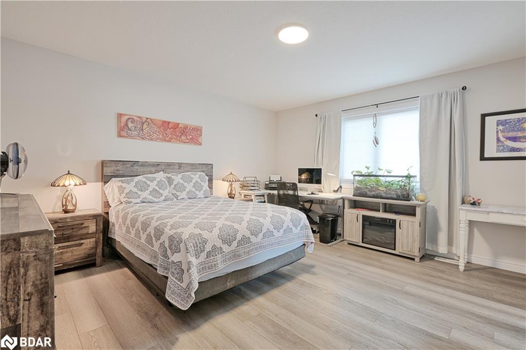 80 Mill Race Crescent, St. Jacobs, ON - Indoor Photo Showing Bedroom