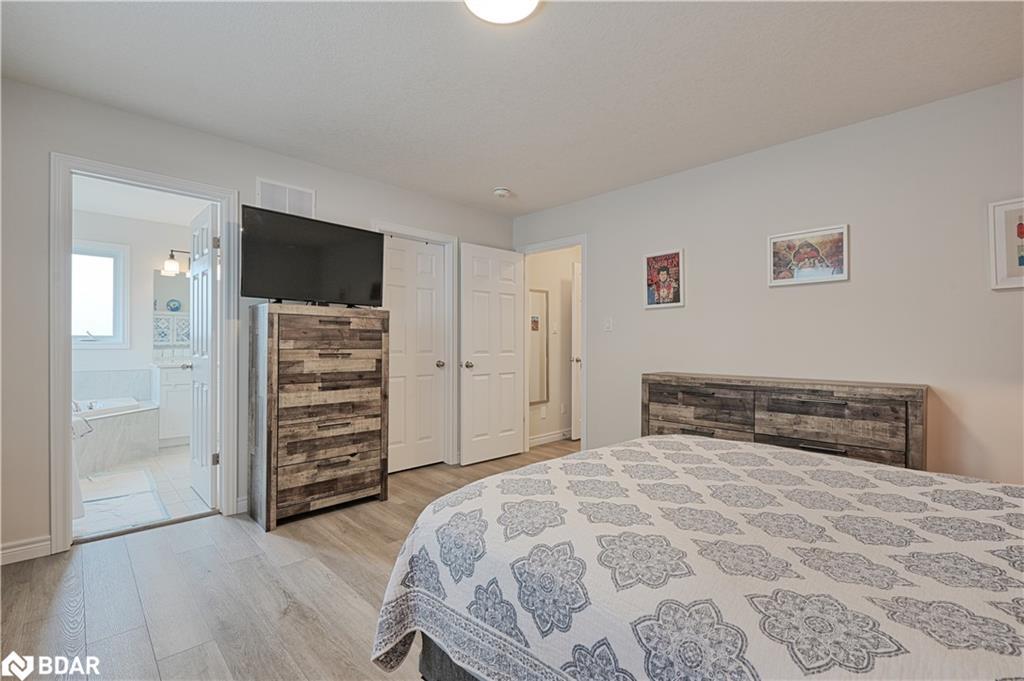 80 Mill Race Crescent, St. Jacobs, ON - Indoor Photo Showing Bedroom