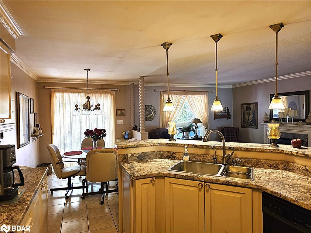 28 Cranberry Heights, Wasaga Beach, ON - Indoor Photo Showing Kitchen With Double Sink