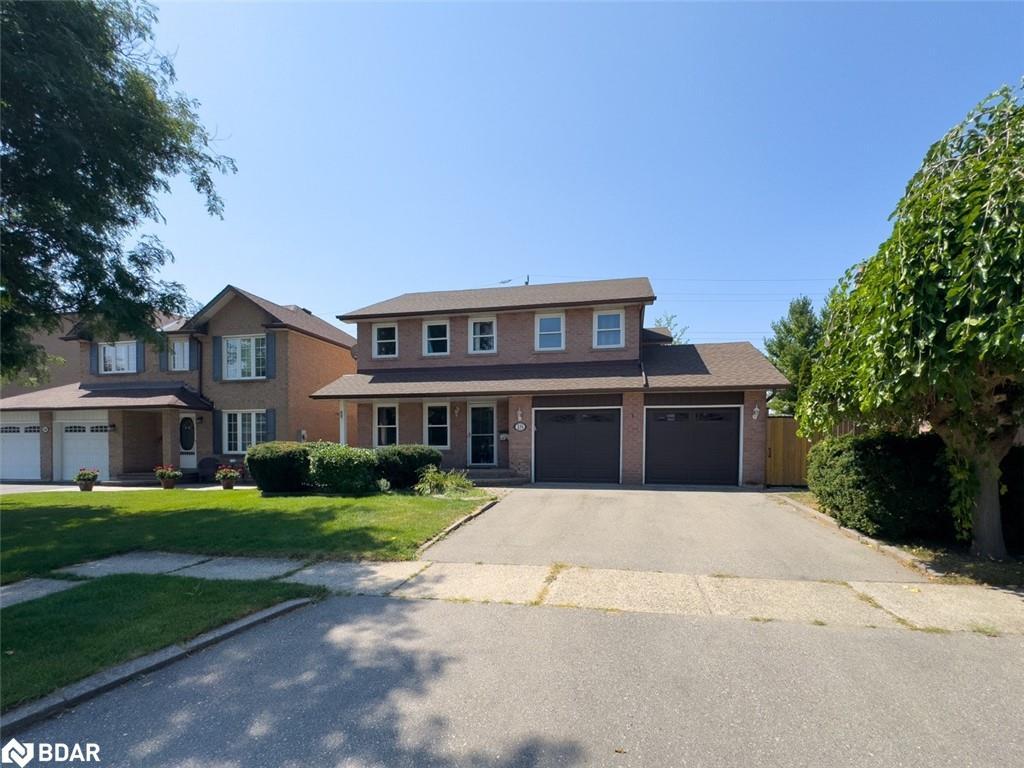 18 Cotswold Court, Georgetown, ON - Outdoor With Facade