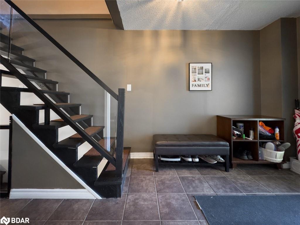 18 Cotswold Court, Georgetown, ON - Indoor Photo Showing Other Room