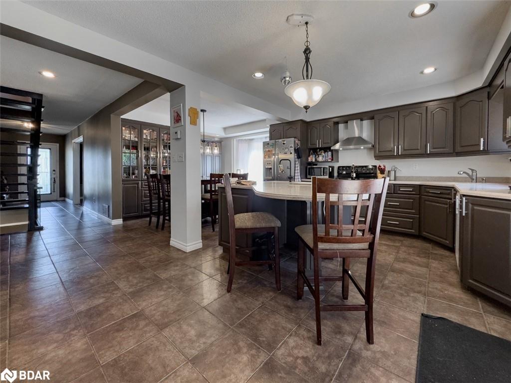 18 Cotswold Court, Georgetown, ON - Indoor