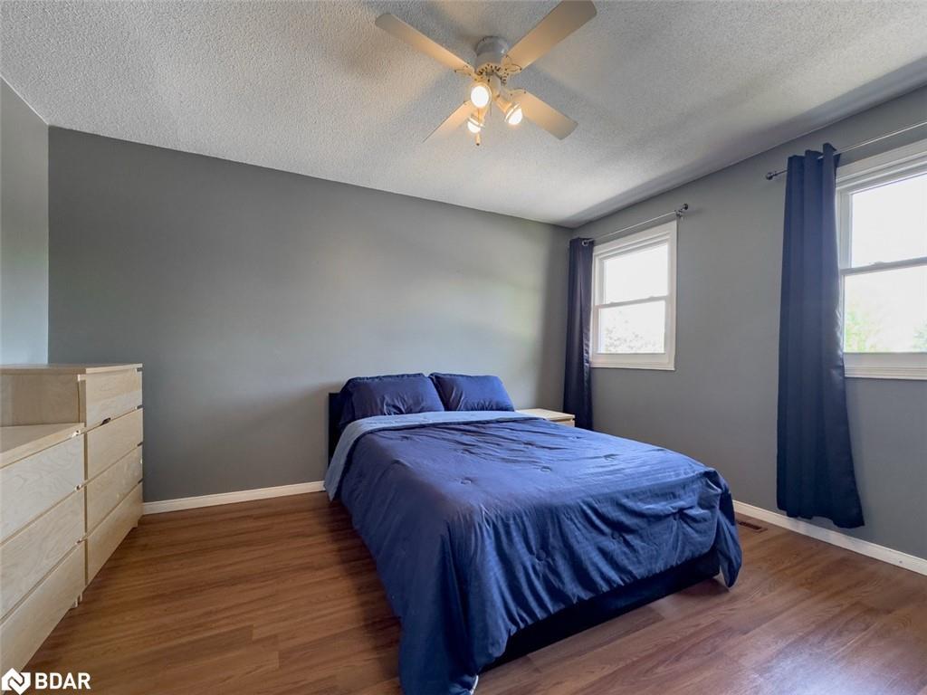 18 Cotswold Court, Georgetown, ON - Indoor Photo Showing Bedroom