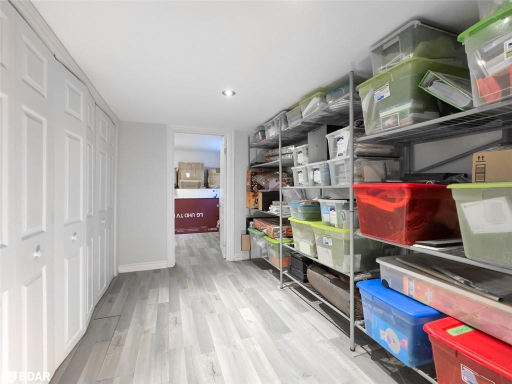 18 Cotswold Court, Georgetown, ON - Indoor