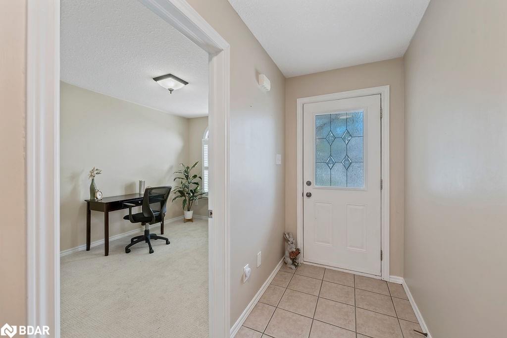 18-510 Queensway W, Simcoe, ON - Indoor