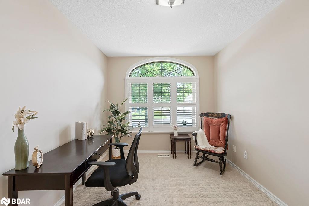 18-510 Queensway W, Simcoe, ON - Indoor Photo Showing Office