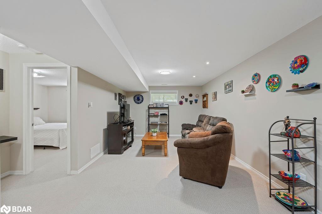 18-510 Queensway W, Simcoe, ON - Indoor