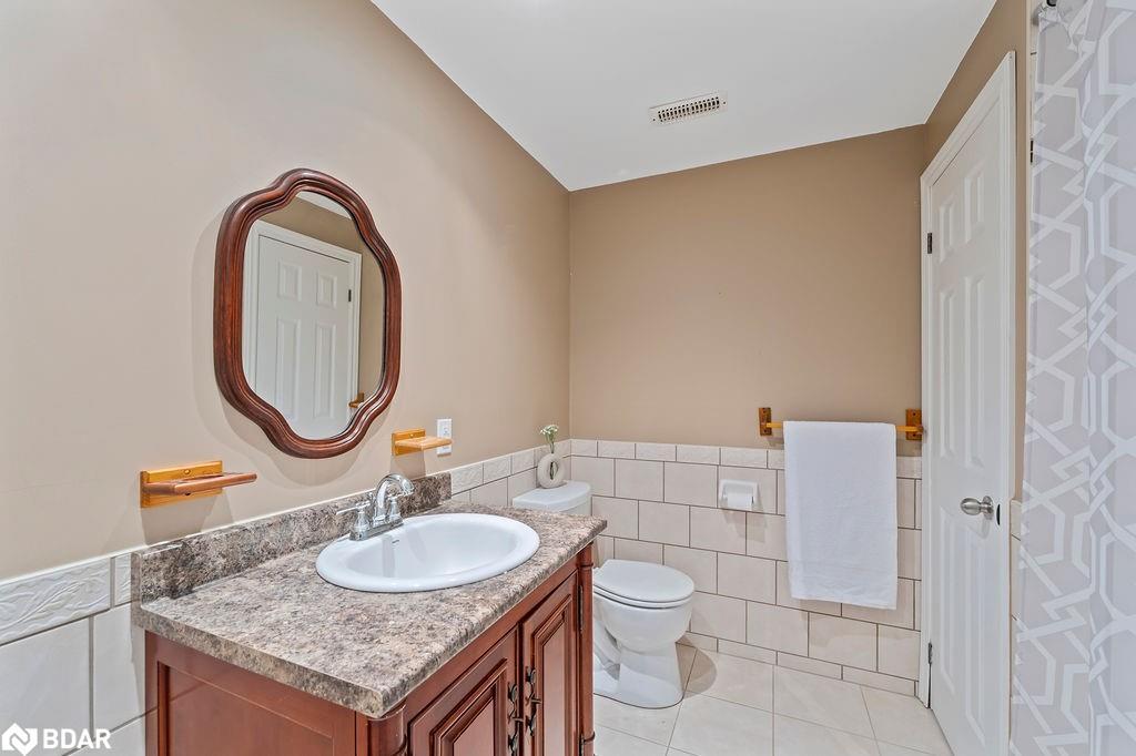 18-510 Queensway W, Simcoe, ON - Indoor Photo Showing Bathroom