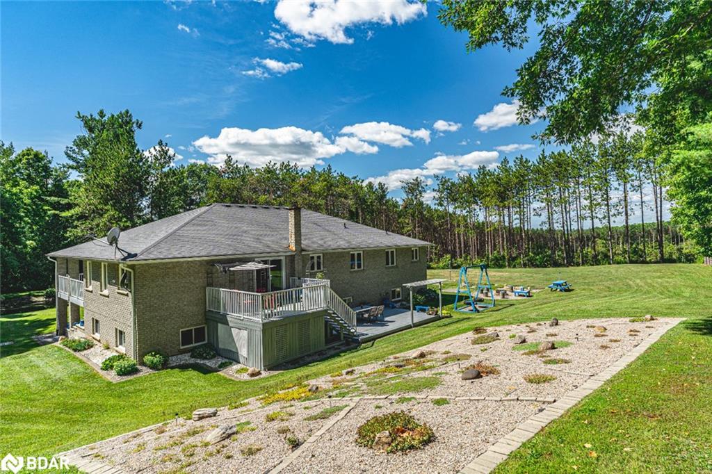 3891 9 Line N, Oro-Medonte, ON - Outdoor With Deck Patio Veranda