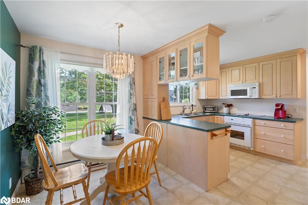 443 By-Lock Acres Road, Huntsville, ON - Indoor