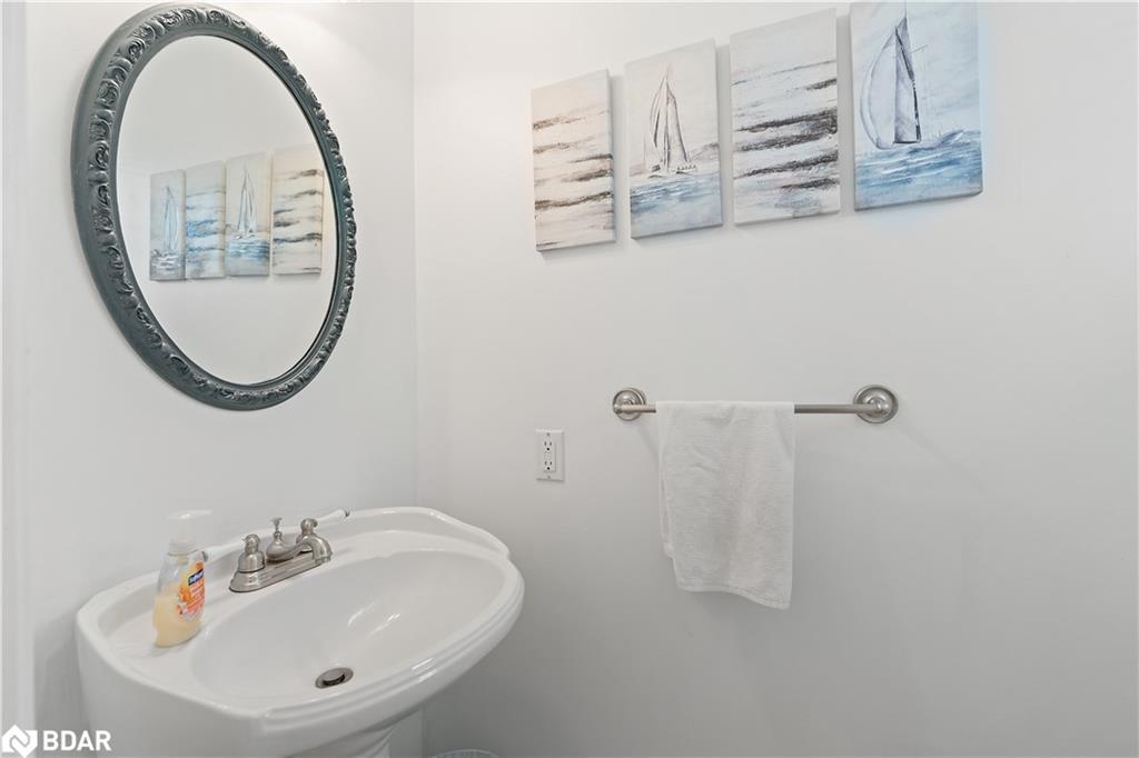 443 By-Lock Acres Road, Huntsville, ON - Indoor Photo Showing Bathroom