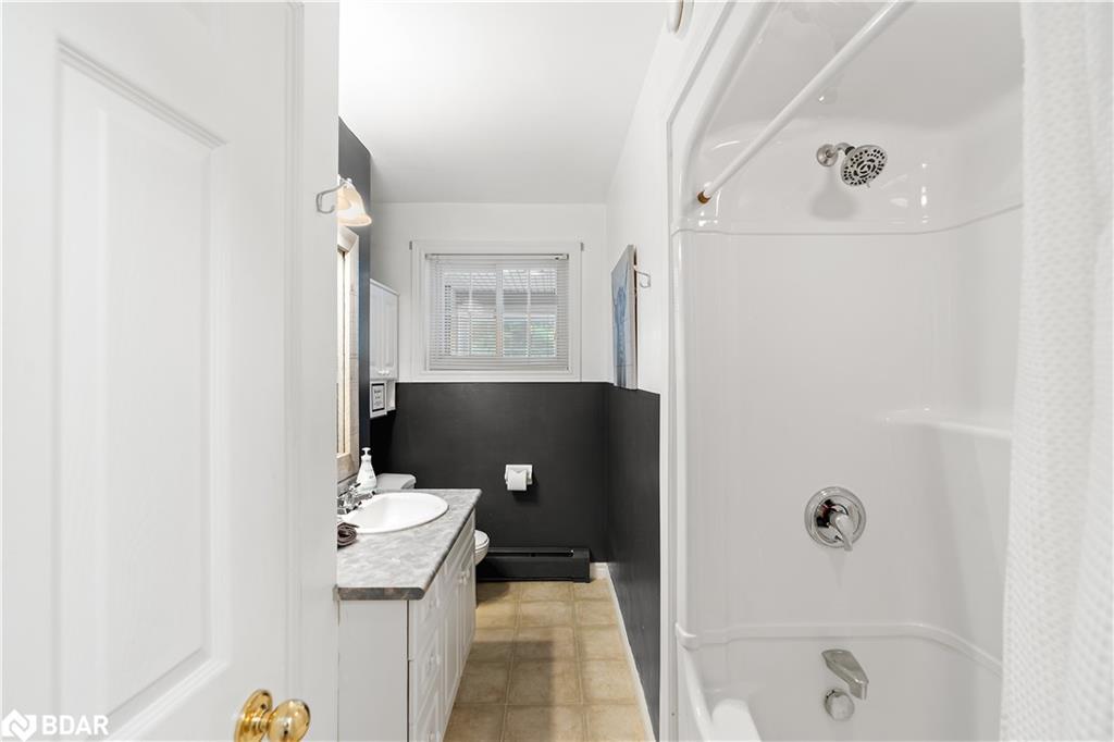 443 By-Lock Acres Road, Huntsville, ON - Indoor Photo Showing Bathroom