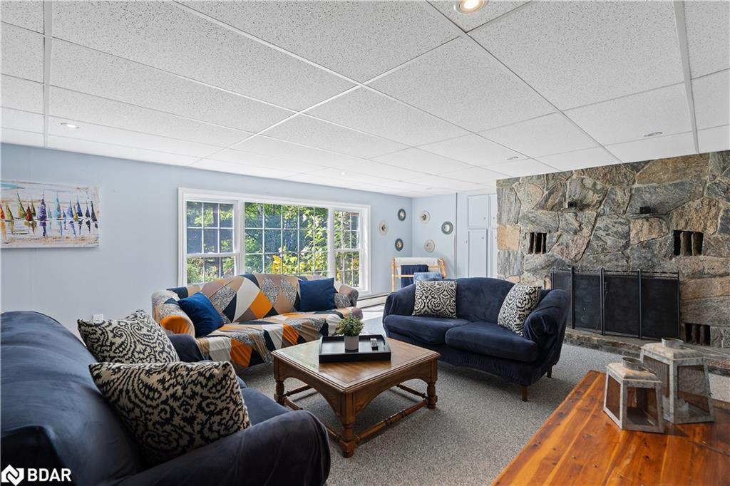443 By-Lock Acres Road, Huntsville, ON - Indoor Photo Showing Living Room With Fireplace