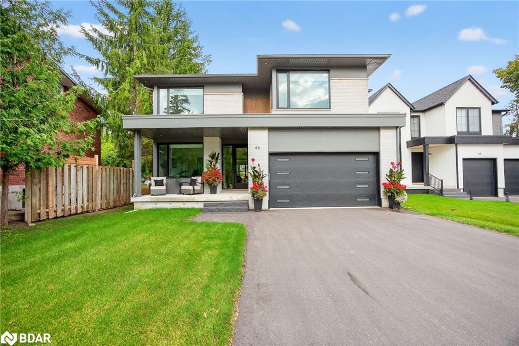 46 Tyndale Road, Barrie, ON - Outdoor With Facade