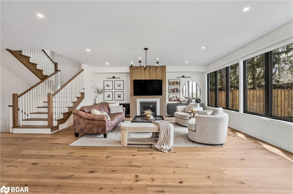 46 Tyndale Road, Barrie, ON - Indoor Photo Showing Living Room With Fireplace
