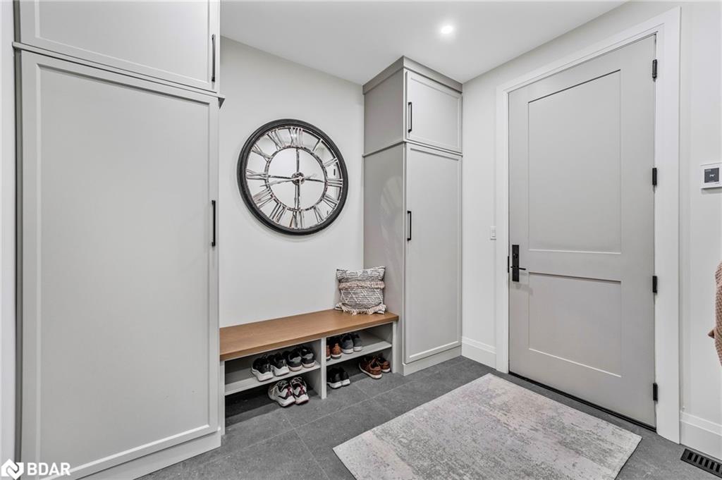 46 Tyndale Road, Barrie, ON - Indoor Photo Showing Other Room