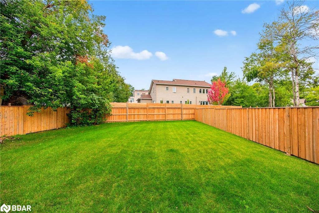 46 Tyndale Road, Barrie, ON - Outdoor With Backyard