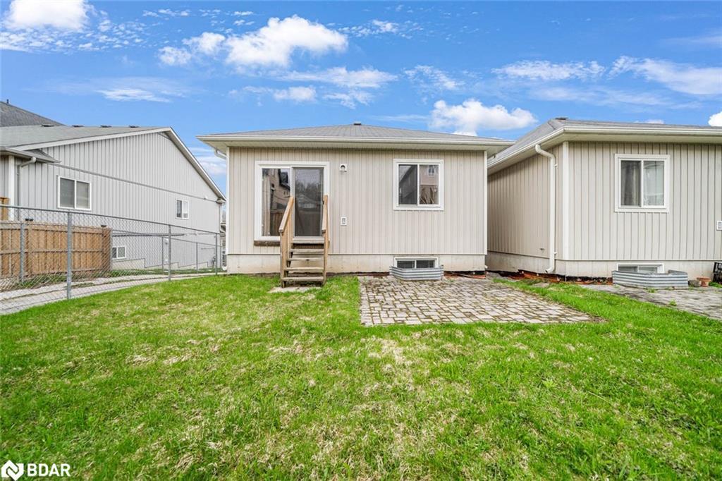 66 Pearl Drive, Orillia, ON - Outdoor