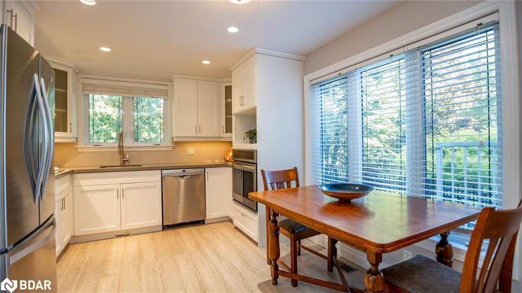 112 Lakeshore Road W, Oro-Medonte, ON - Indoor