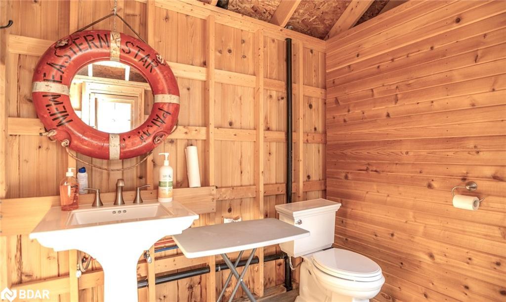 112 Lakeshore Road W, Oro-Medonte, ON - Indoor