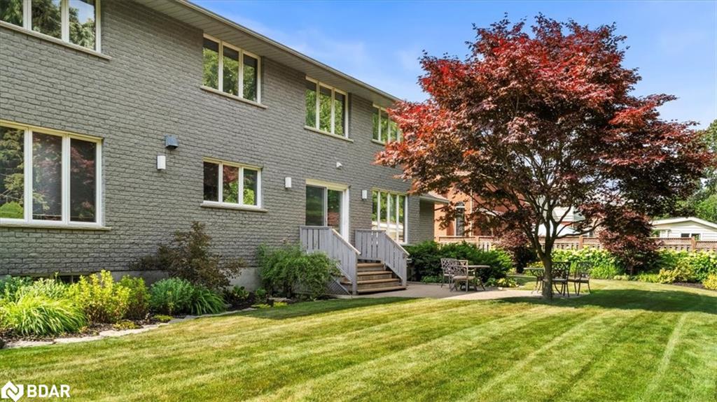 26 Bridlewood Lane, Trenton, ON - Outdoor