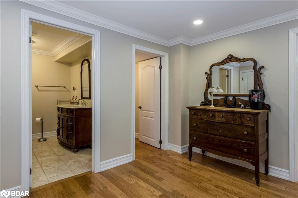 34 Heatherwood Drive, Springwater, ON - Indoor