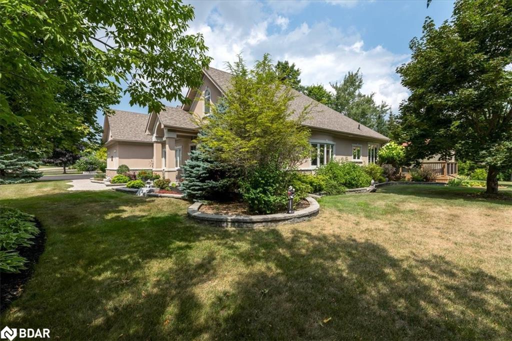 34 Heatherwood Drive, Springwater, ON - Outdoor