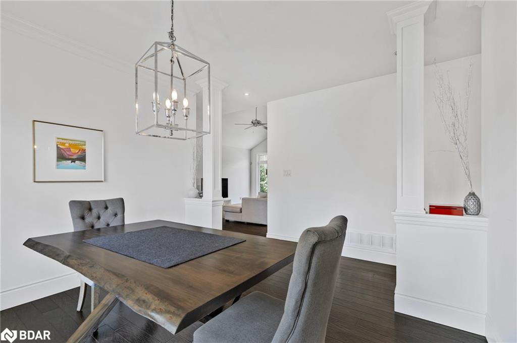 25 Heron Boulevard, Springwater, ON - Indoor Photo Showing Dining Room