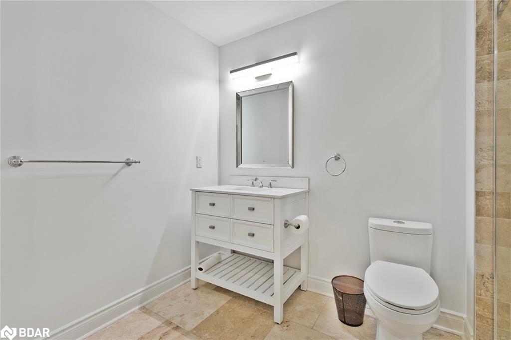 25 Heron Boulevard, Springwater, ON - Indoor Photo Showing Bathroom