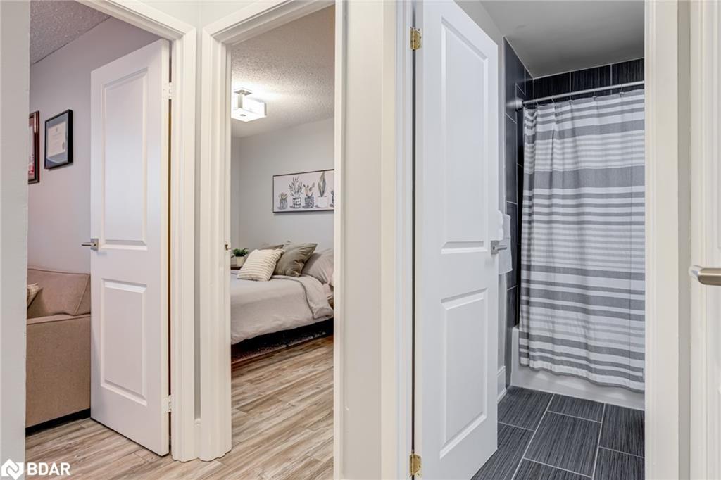 21-135 Chalmers Street, Cambridge, ON - Indoor Photo Showing Other Room