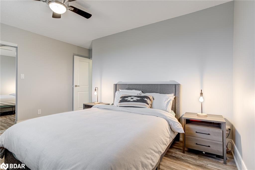 21-135 Chalmers Street, Cambridge, ON - Indoor Photo Showing Bedroom