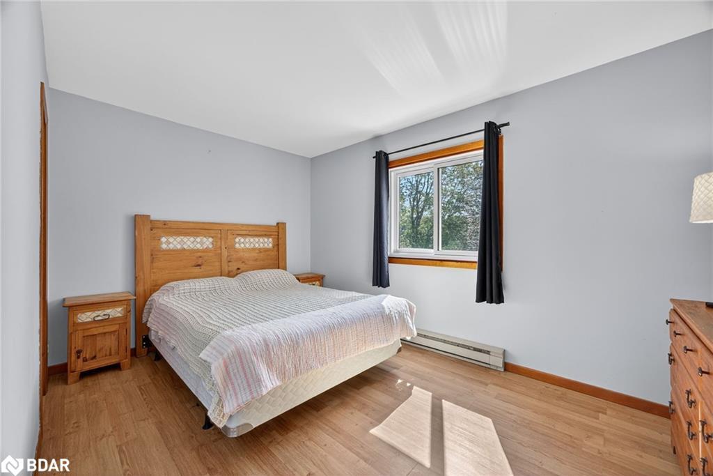389 Falcon Road, Huntsville, ON - Indoor Photo Showing Bedroom