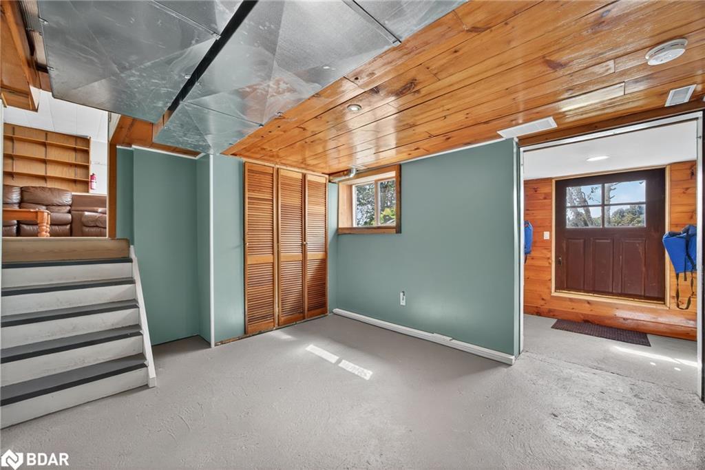 389 Falcon Road, Huntsville, ON - Indoor