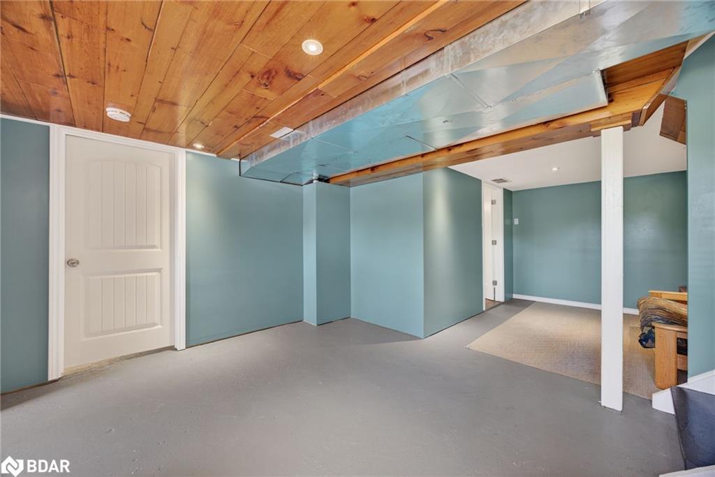 389 Falcon Road, Huntsville, ON - Indoor Photo Showing Basement