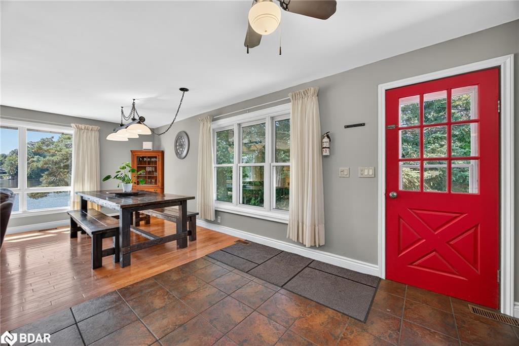 389 Falcon Road, Huntsville, ON - Indoor