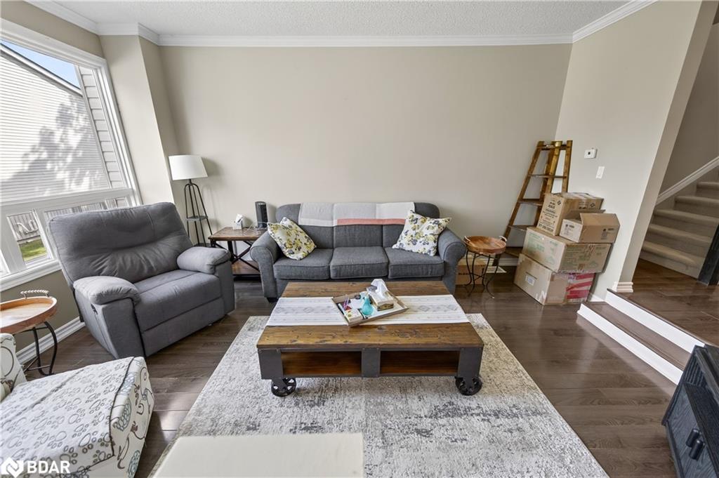 36-12 Lankin Boulevard, Orillia, ON - Indoor Photo Showing Living Room