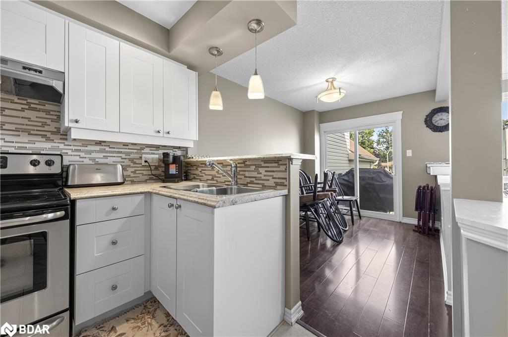 36-12 Lankin Boulevard, Orillia, ON - Indoor Photo Showing Kitchen With Double Sink