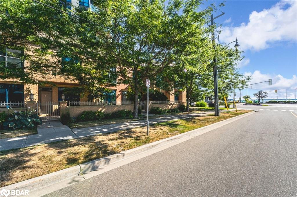 6 Victoria Street, Barrie, ON - Outdoor