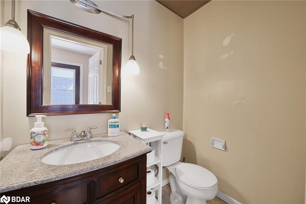45 Garden Drive, Barrie, ON - Indoor Photo Showing Bathroom
