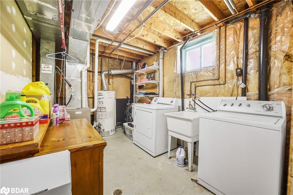 45 Garden Drive, Barrie, ON - Indoor Photo Showing Laundry Room