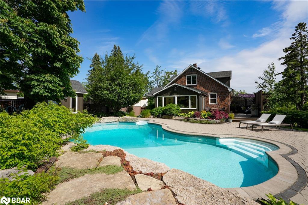 36 Dalton Street, Barrie, ON - Outdoor With In Ground Pool With Backyard