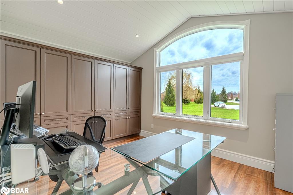2 Sumach Court, Wasaga Beach, ON - Indoor Photo Showing Office