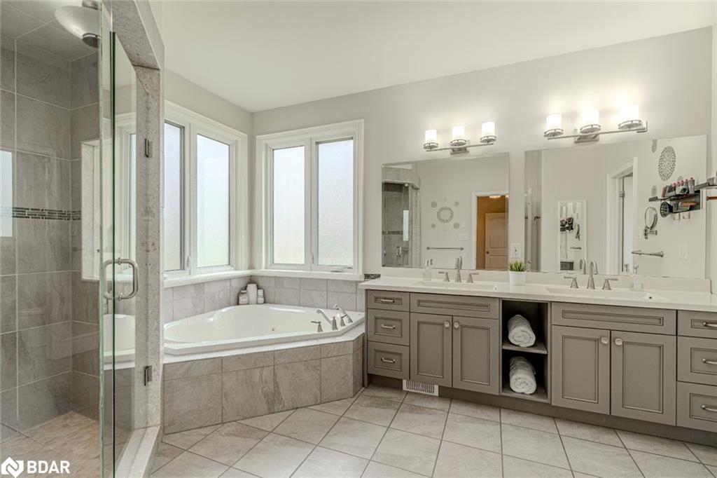 2 Sumach Court, Wasaga Beach, ON - Indoor Photo Showing Bathroom